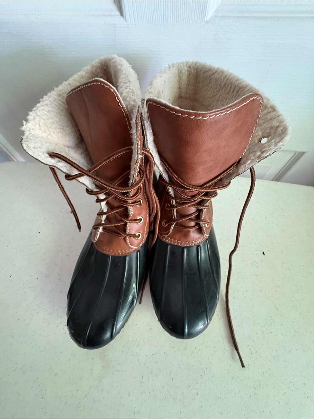 Yoki Brown Leather Upper Black Rubber Duck Winter Boots with Faux-Shearling